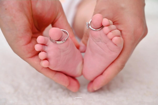 万宁五个月孕妇肚子多大