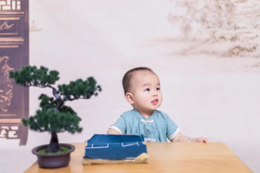 万宁宝宝喊肚子疼怎么回事